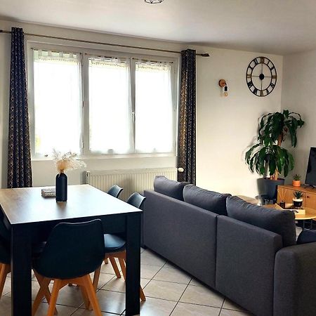 Apartamento Le Chic Ethnic Dreux Exterior foto